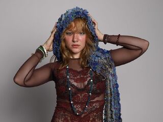 camgirl showing pussy ColinChambell