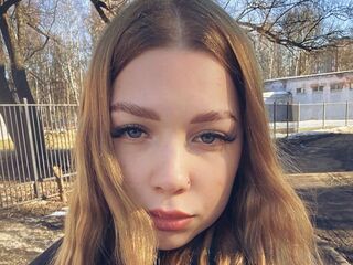 cam girl masturbating with dildo ColletteSitzes