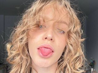 naughty cam girl masturbating DaniaGanis