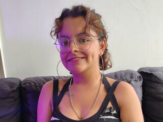 adult webcam chatroom DarcyTear