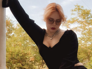 naked girl with webcam fingering DarnellSehorn