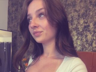 chat room live show DeliaAmour