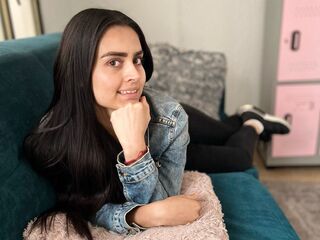 beautiful cam girl DereckRobert