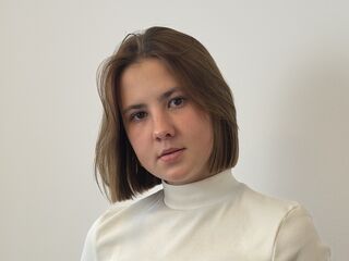 girl DestinyGelston