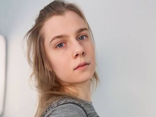 naked webcamgirl video DonnettaLorino