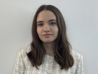 naked camgirl ElishaPelini