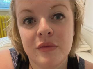 live sex webcam video EllaConway