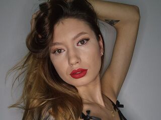 nude webcamgirl picture ElliaBellamy