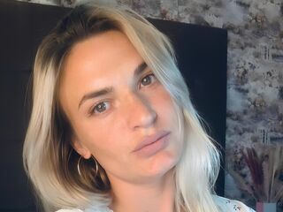 free live webcam video EllieMaryn