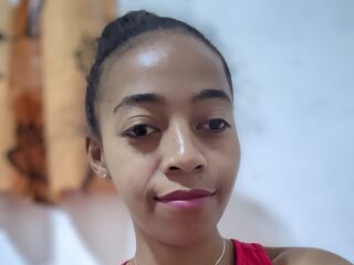 beautiful webcam girl ElodieRazafi