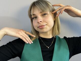 live sex video EmelineBurrough