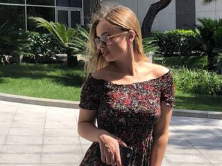 anal sex cam EmileeBeyale