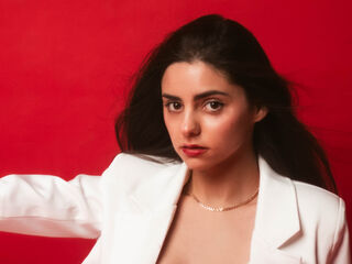 streaming live cam EmiliMua