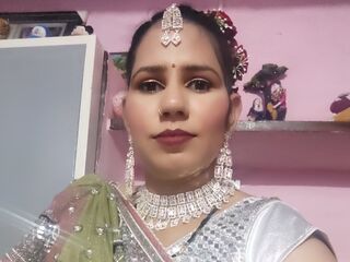 girl nude EmiliaDiva