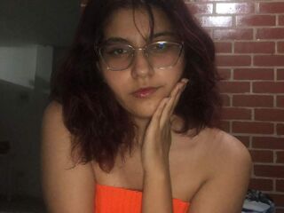 naughty webcam EmilyRoar