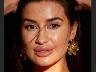 naked cam chat EvaNever