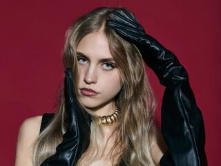 camwhore video EveTottingham