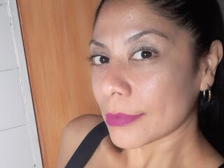 girl chatroom FlorBlack