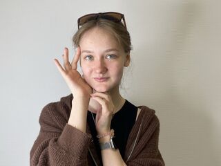 free chat GwendolynBucey