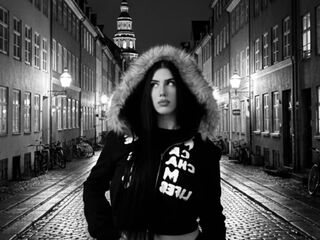 webcam strip tease show HazelHayese