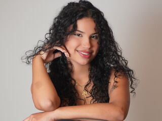 nude camgirl picture HelenBlue