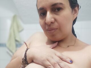 video chat IbannaBely