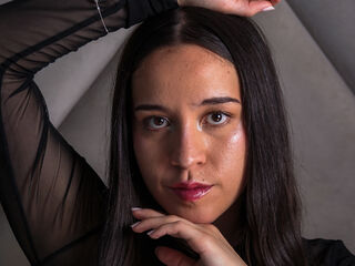 hot naked camgirl IrysMontiel