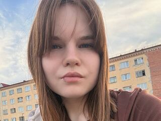 hot naked webcamgirl IsabelBrunjes