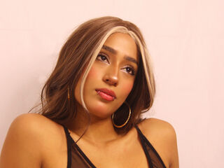 closeup web cam JadeKeim