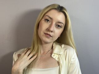 shower livecam JeanneHolmes