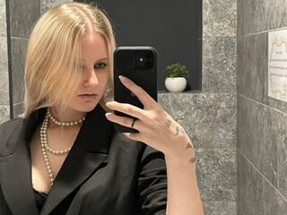 kinky webcam picture JenaeMcquillen