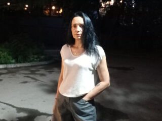 camslut showing tits JennieRichards