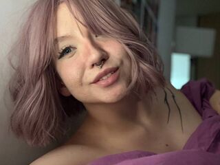 naughty cam girl masturbating with dildo JoyceTreier