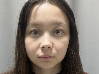 camslut topless JuliaSwivey