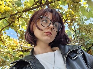 girl chatroom JuliannMunning