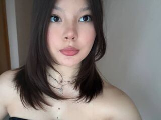 camwhore photo JulienneCharters