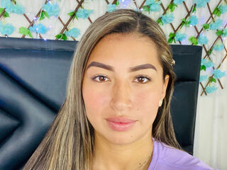 naughty cam bitch KaatheAdams
