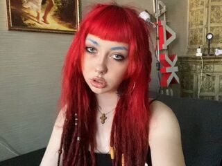 shaved pussy webcam KiaraSi