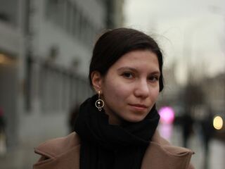 webcam strip tease show KiraReddel