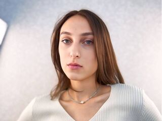 masturbating camgirl LauriLobur