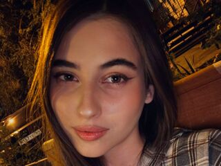 adult live webcam LeiaFrost