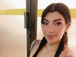 free live cam chat LesslyKity