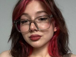 show live LessyGrayce