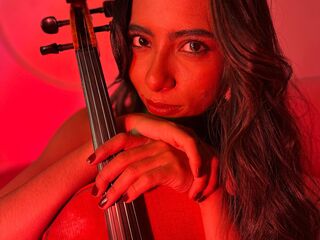 topless camgirl LilamElody