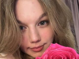 camgirl playing with sex toy LinnGrimshaw