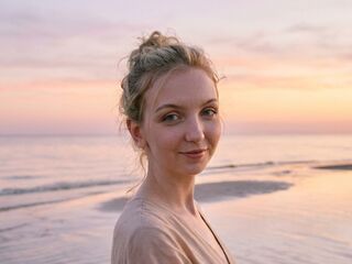 camgirl live porn cam LivMarquardt