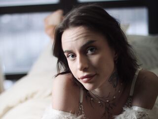 camgirl fingering pussy LiviaSomberland