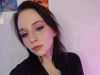 live webcam model LiyaFlowers