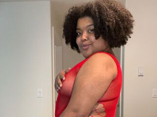 cam girl fingering pussy LunaDivineCurves