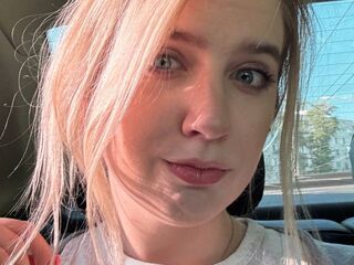 beautiful cam girl LunasShine